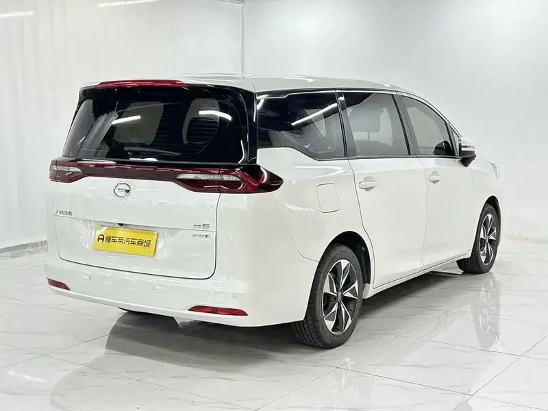 2021 GAC Trumpchi M6 с пробегом 33 400 км