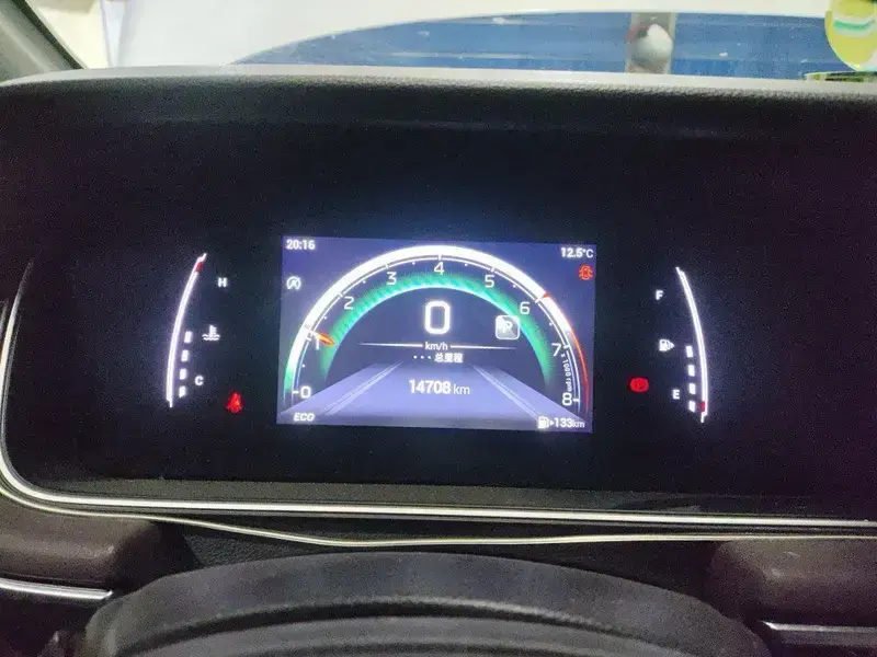 2021 GAC Trumpchi M6 с пробегом 15 000 км