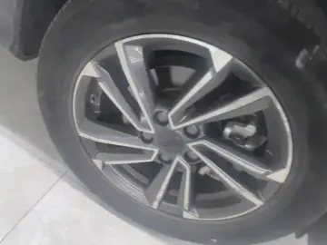 2024 Geely Binyue с пробегом 9 000 км