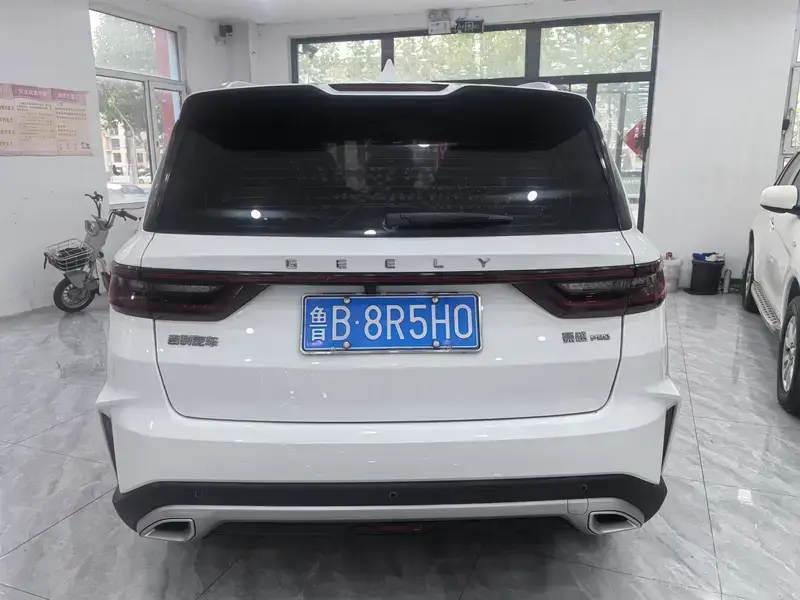 2024 Geely Haoyue Pro с пробегом 37 000 км