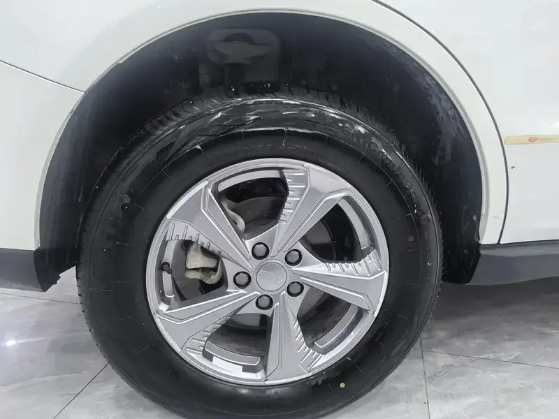 2024 Geely Haoyue Pro с пробегом 37 000 км