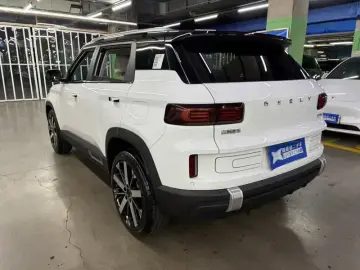 2023 Geely Icon с пробегом 5 500 км