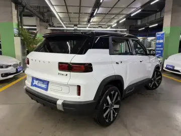 2023 Geely Icon с пробегом 5 500 км