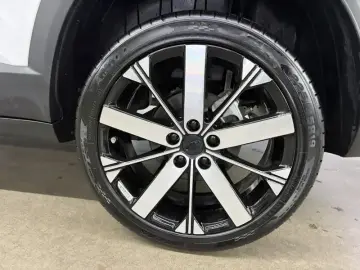 2023 Geely Icon с пробегом 5 500 км