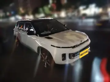2023 Geely Icon с пробегом 22 800 км