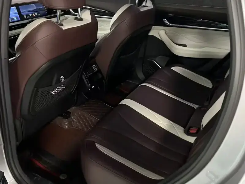 2021 Geely Monjaro с пробегом 52 000 км