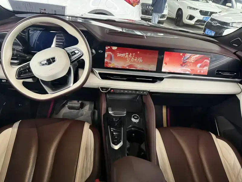 2021 Geely Monjaro с пробегом 46 000 км