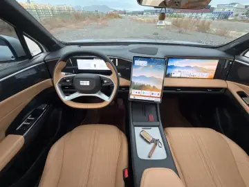 2024 Geely Galaxy L7 с пробегом 51 000 км