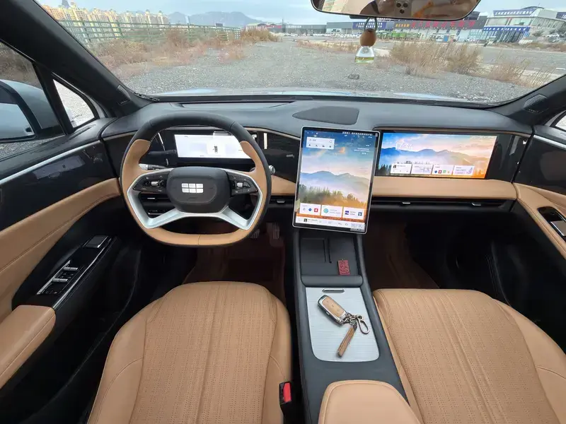 2024 Geely Galaxy L7 с пробегом 51 000 км