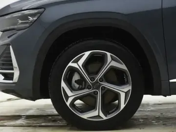 2021 Geely Monjaro с пробегом 40 000 км