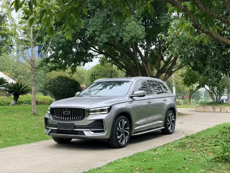 2021 Geely Monjaro с пробегом 40 000 км