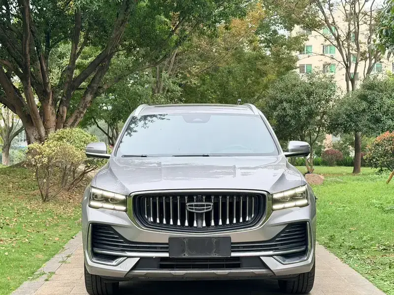 2021 Geely Monjaro с пробегом 40 000 км