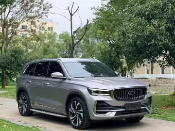 2021 Geely Monjaro с пробегом 40 000 км