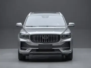 2021 Geely Monjaro с пробегом 28 500 км