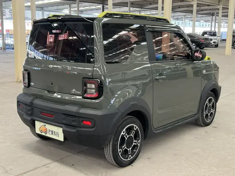 2024 Geely Panda с пробегом 20 000 км