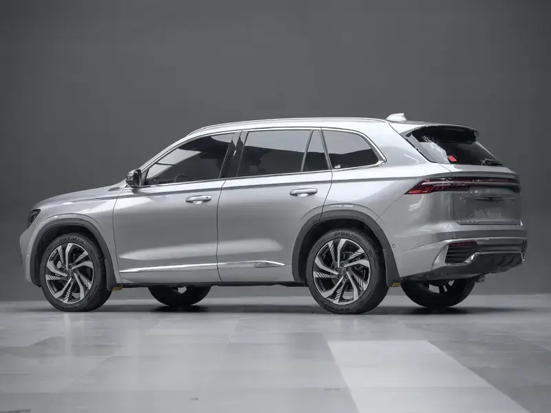 2021 Geely Monjaro с пробегом 28 500 км