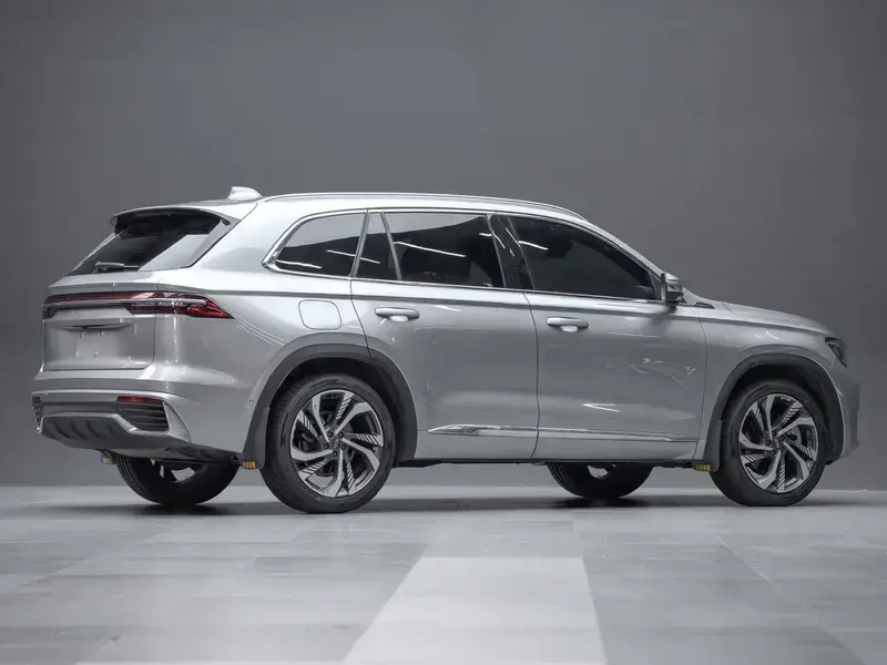 2021 Geely Monjaro с пробегом 28 500 км