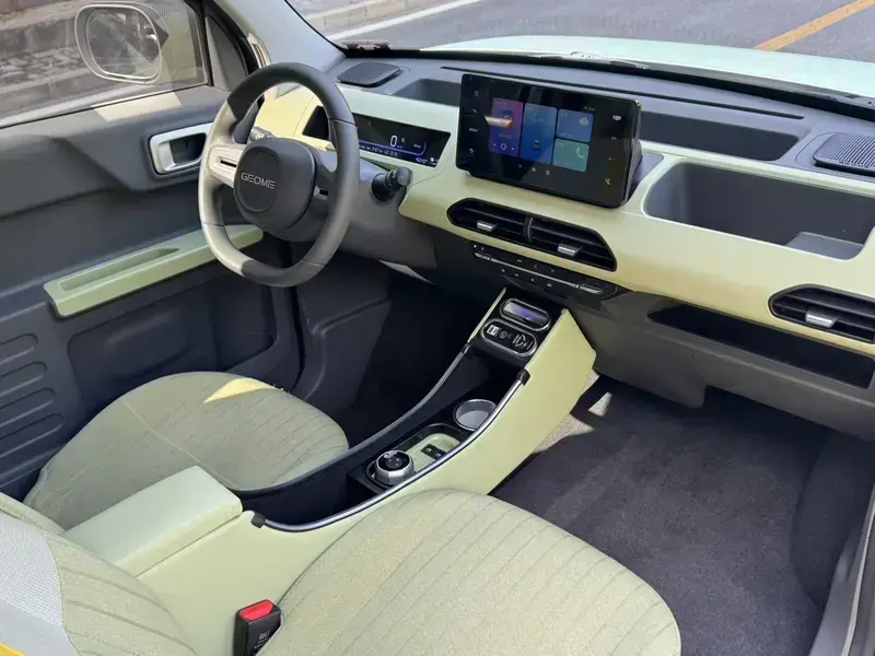 2024 Geely Panda с пробегом 20 000 км