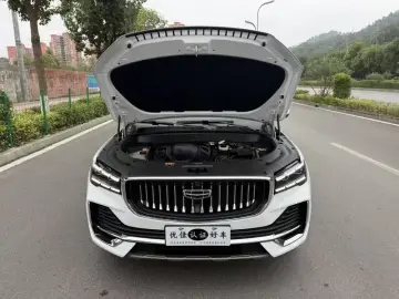 2024 Geely Monjaro с пробегом 30 000 км