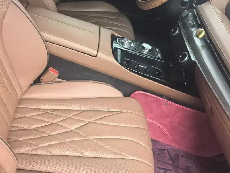 2023 Genesis G80 с пробегом 27 000 км