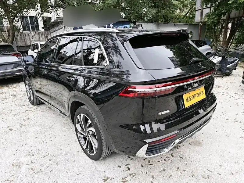 2023 Geely Monjaro с пробегом 42 100 км
