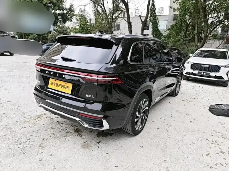 2023 Geely Monjaro с пробегом 42 100 км