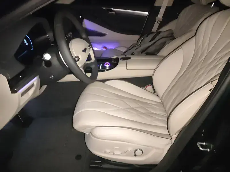 2023 Genesis G80 с пробегом 36 500 км