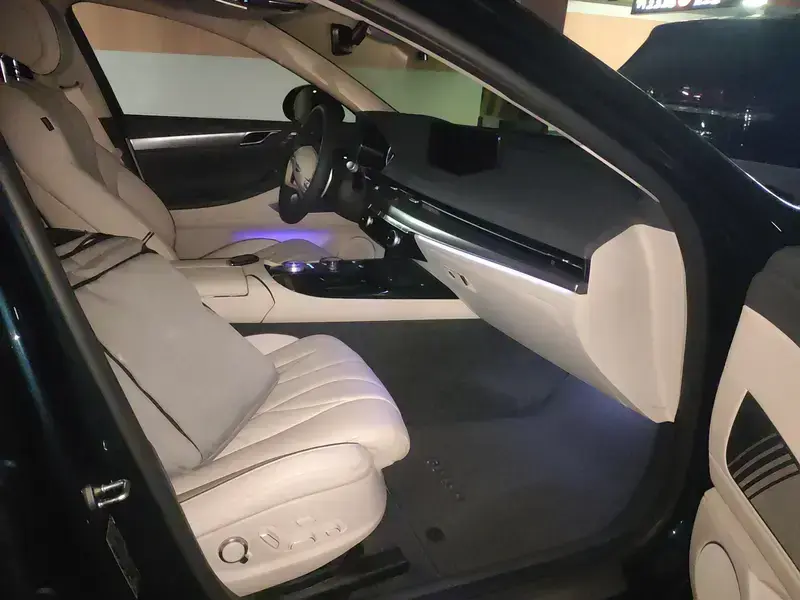 2023 Genesis G80 с пробегом 36 500 км