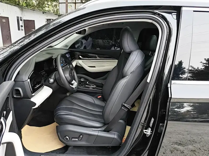 2023 Geely Monjaro с пробегом 42 100 км
