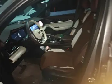 2021 Geely Monjaro с пробегом 63 400 км