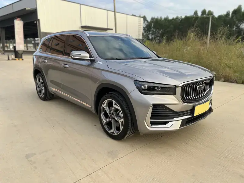 2024 Geely Monjaro с пробегом 7 000 км