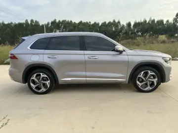2024 Geely Monjaro с пробегом 7 000 км