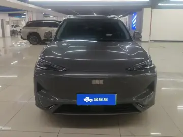 2024 Geely Galaxy E5 с пробегом 30 000 км