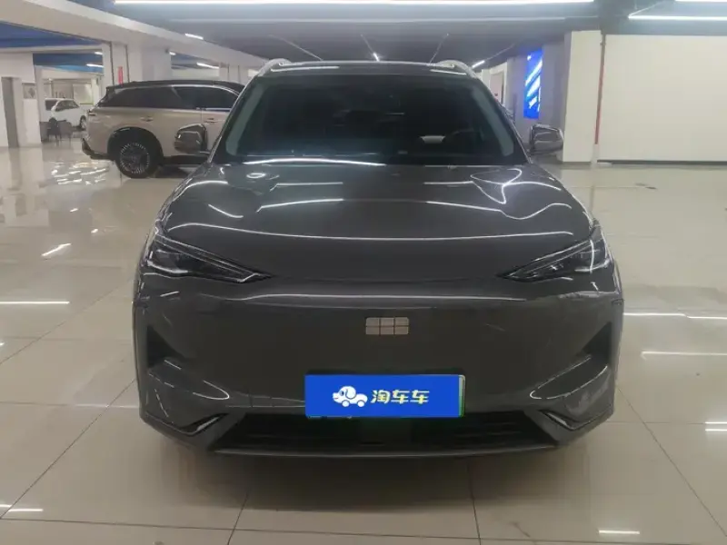 2024 Geely Galaxy E5 с пробегом 30 000 км