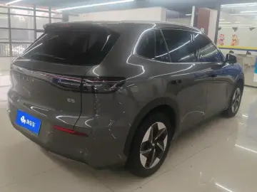 2024 Geely Galaxy E5 с пробегом 30 000 км