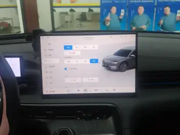 2024 Geely Galaxy E5 с пробегом 30 000 км