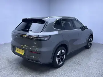 2026 Geely Galaxy E5 с пробегом 7 200 км