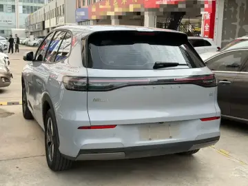 2024 Geely Galaxy E5 с пробегом 64 000 км