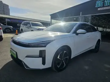 2024 Geely Galaxy L6 с пробегом 48 000 км