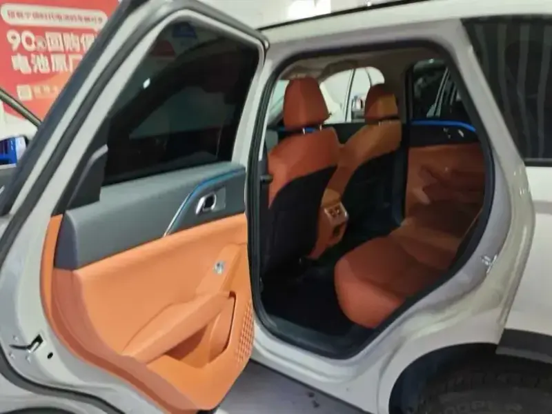 2025 Haval Xiaolong Max с пробегом 8 500 км