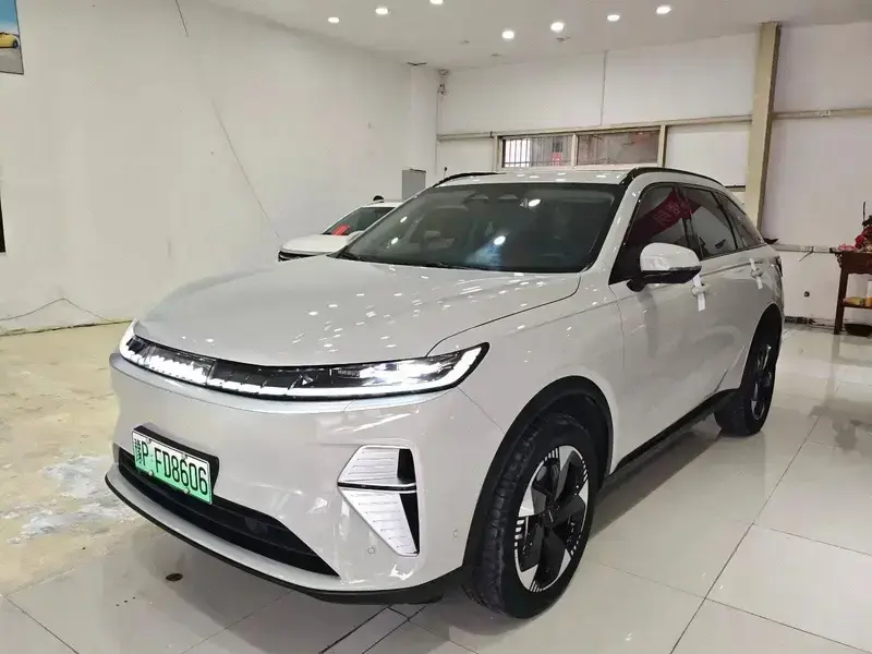 2025 Haval Xiaolong Max с пробегом 26 000 км