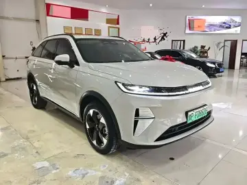 2025 Haval Xiaolong Max с пробегом 26 000 км