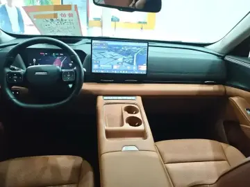 2025 Haval Xiaolong Max с пробегом 26 000 км