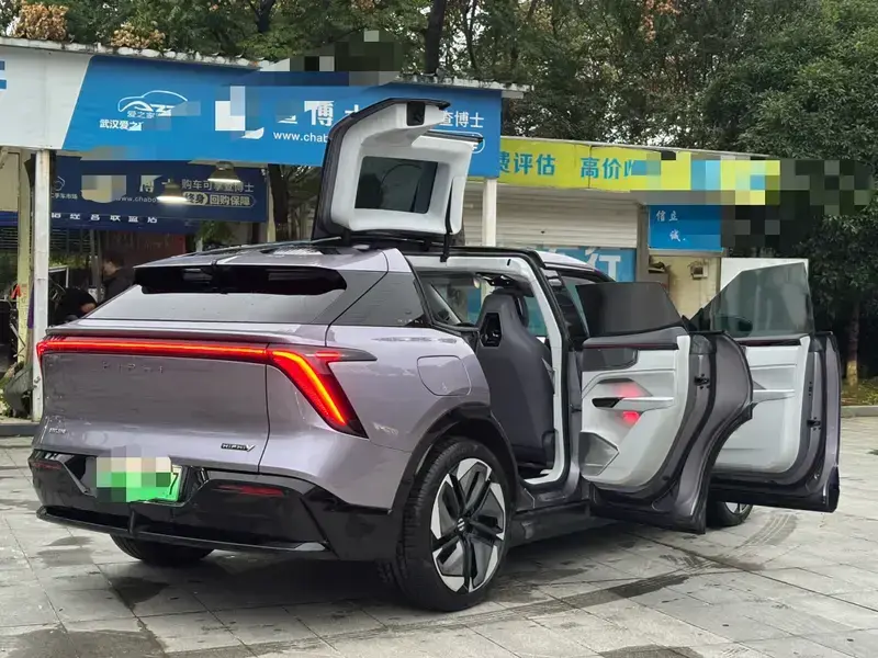 2023 HiPhi Y с пробегом 38 000 км