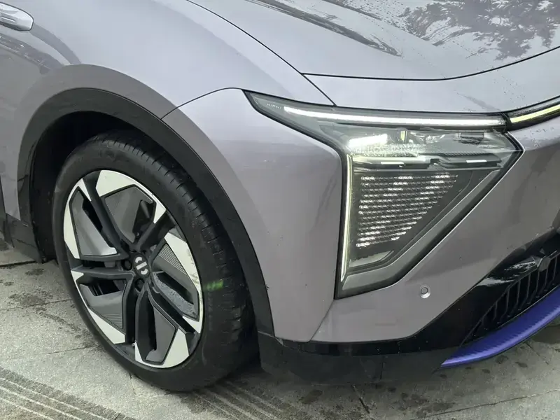 2023 HiPhi Y с пробегом 38 000 км