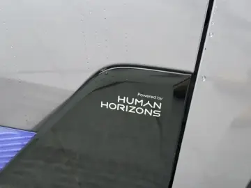 2023 HiPhi Y с пробегом 38 000 км