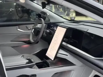 2023 HiPhi Y с пробегом 38 000 км