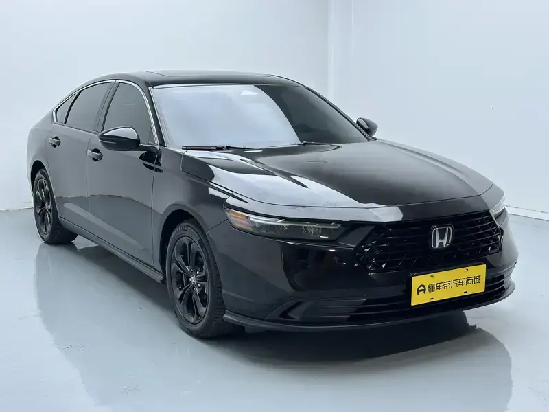 2025 Honda Accord с пробегом 26 100 км