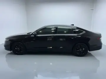 2025 Honda Accord с пробегом 26 100 км
