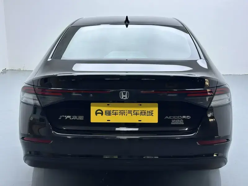 2025 Honda Accord с пробегом 26 100 км